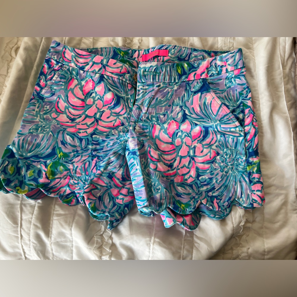 Size 2 Lilly Pulitzer shorts!